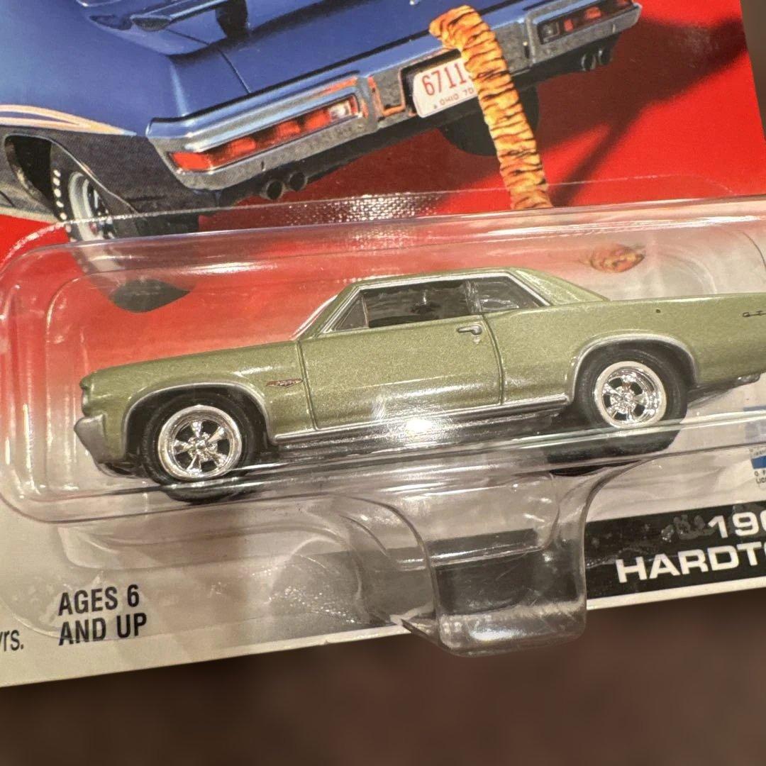 ミニカー Johnny Lightning CORVETTE & PONTIAC GTO