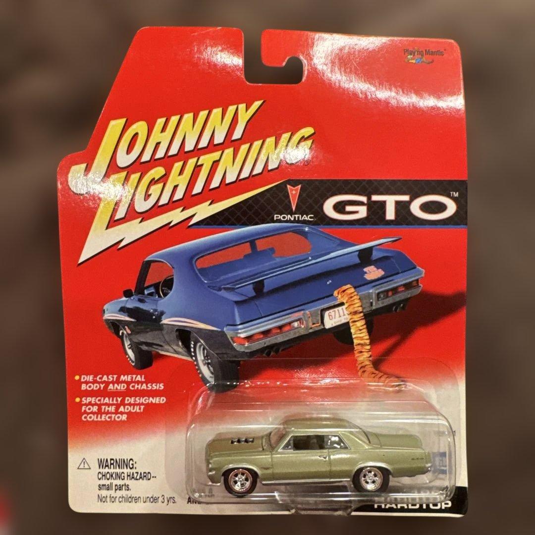 ミニカー Johnny Lightning CORVETTE & PONTIAC GTO