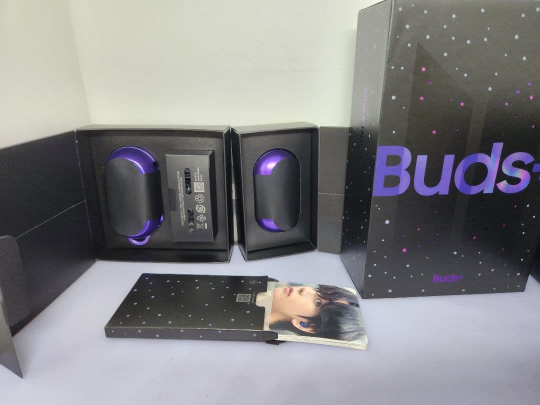 Galaxy BTS ワイアレスイヤフォン フルセット美品 ②