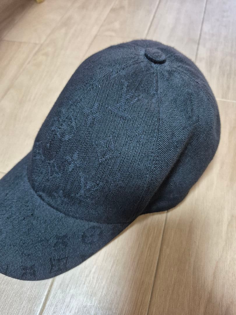 LOUIS VUITTON☆ルイヴィトン☆ロゴ ブラックキャップ 　帽子