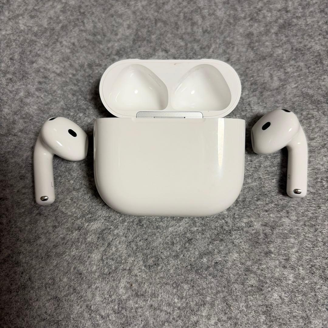 AirPods 4 アクティブノイズキャンセリング機能搭載