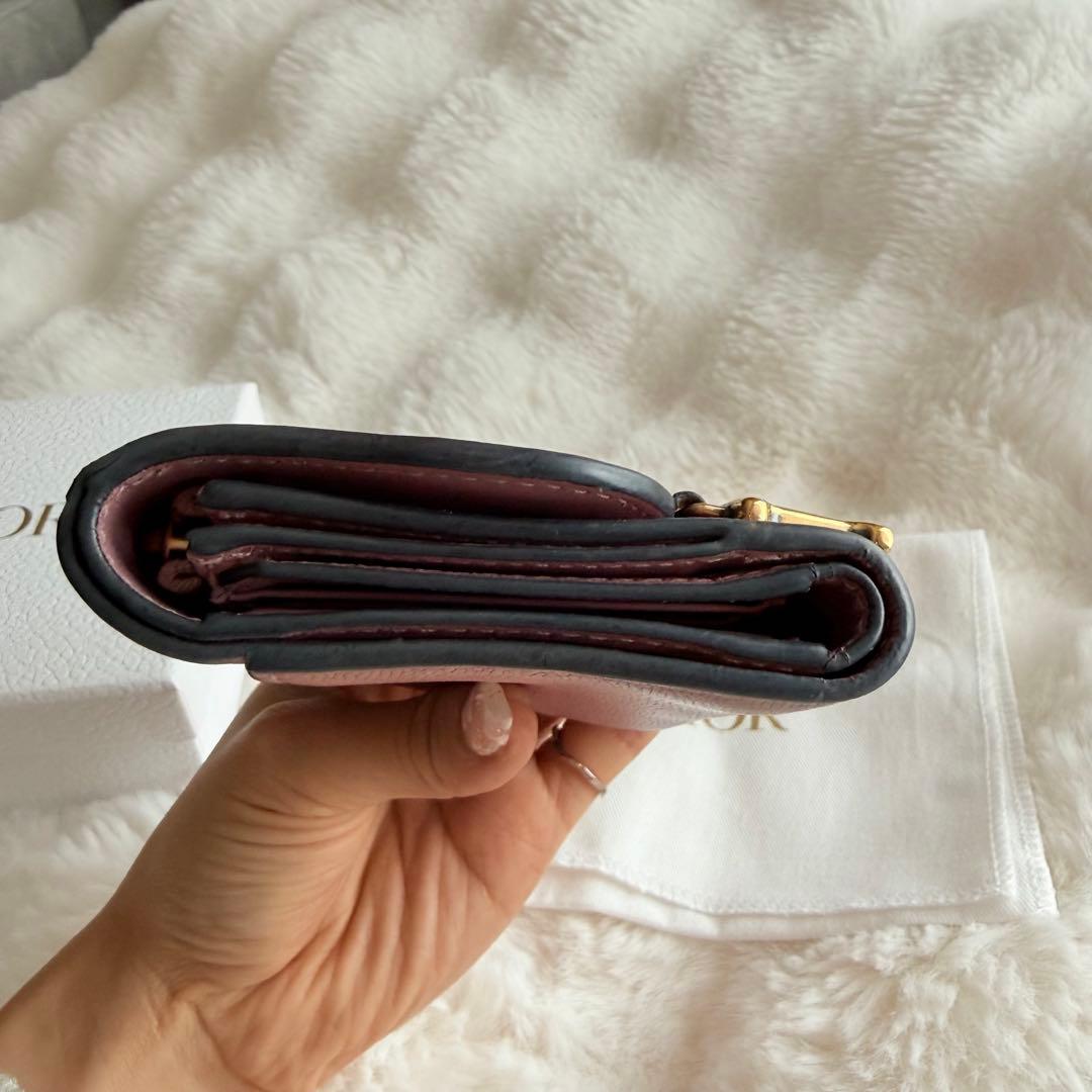 ディオール 二つ折り財布 サドル ロータスウォレット ピンク
