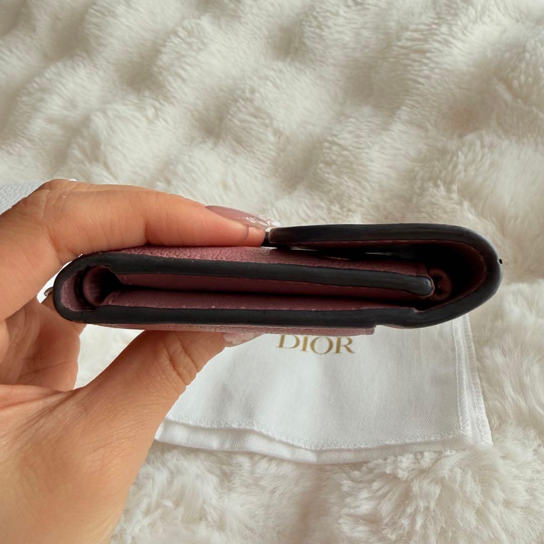ディオール 二つ折り財布 サドル ロータスウォレット ピンク