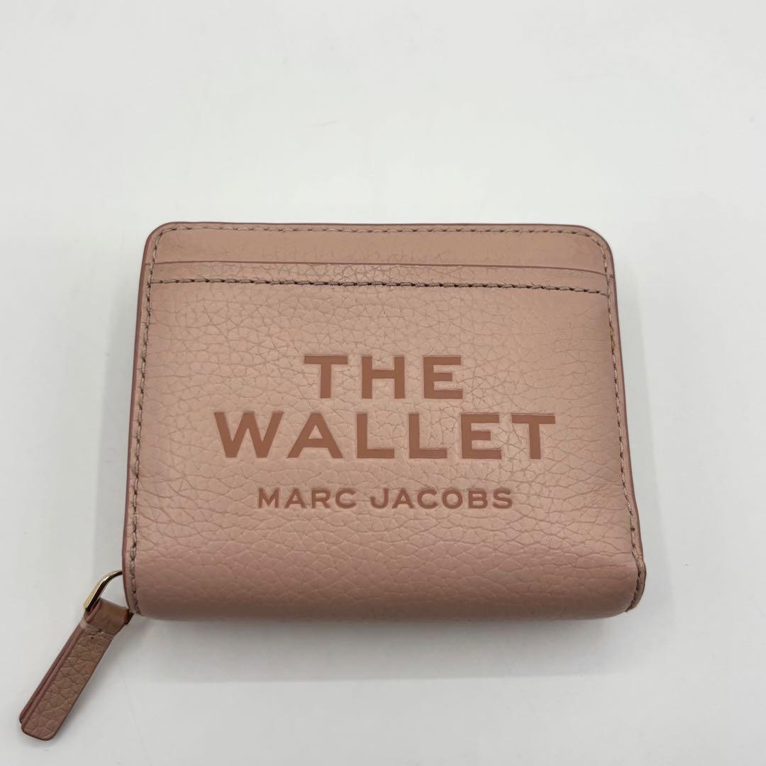 【美品】マークジェイコブス 二つ折り財布 レザー ラウンドファスナー ピンク