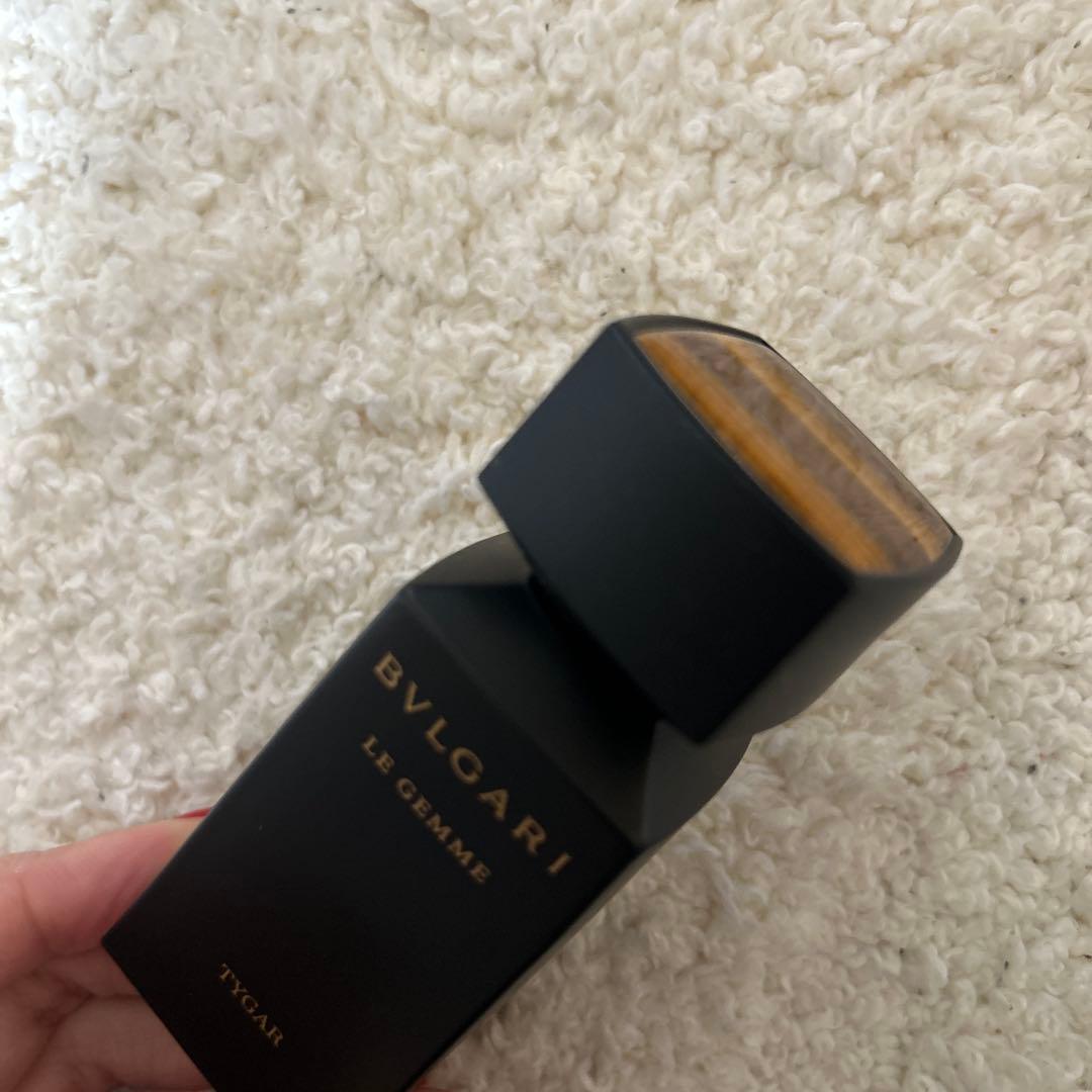 BVLGARI エミレーツ　ファーストクラス　LE GEMME 香水　ローション