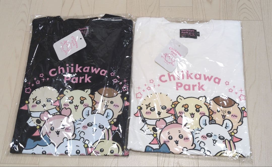 ★ちいかわパーク★新品タグ付きTシャツS☆ブラック＆ホワイト