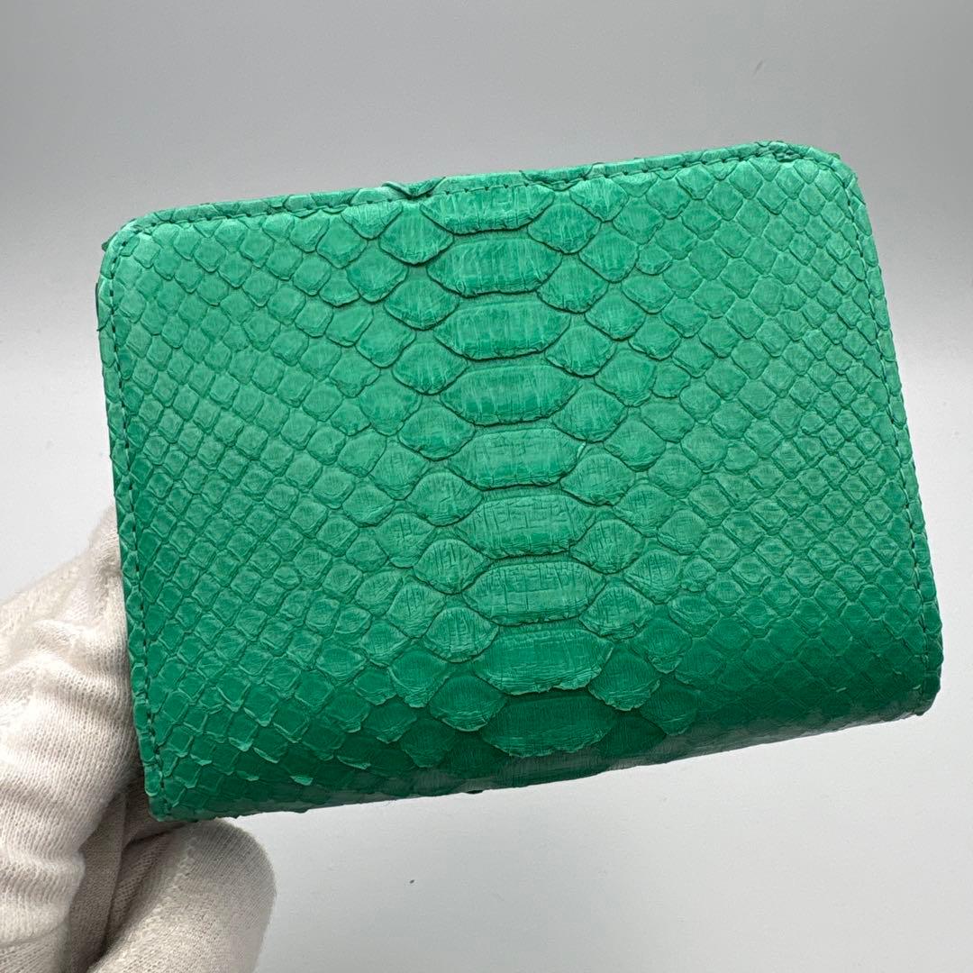 レア染　パイソン財布　折財布　本革　パイソン　財布　蛇革　グリーン　緑