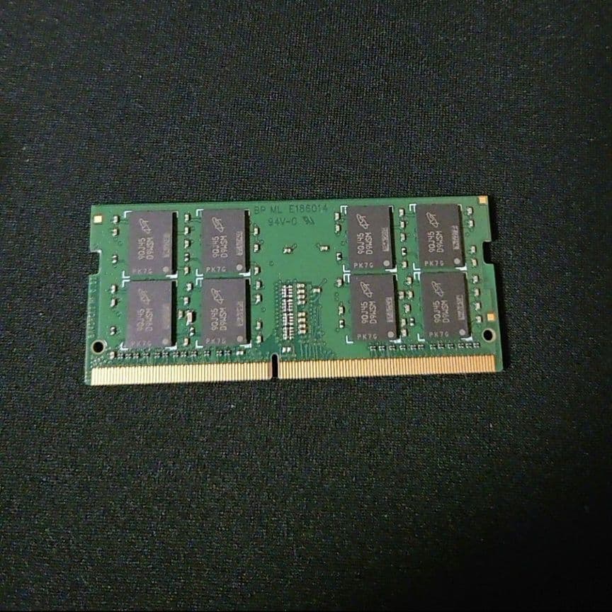 【美品】Crucial DDR4-2400 16GB メモリー SODIMM