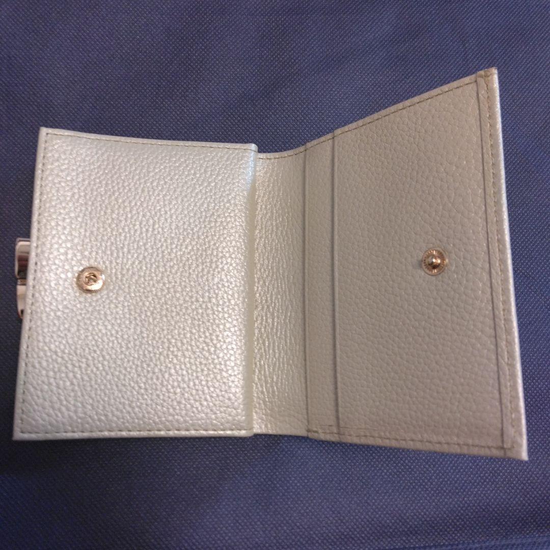 皇居　二つ折り がま口財布 色はシャンパンゴールド