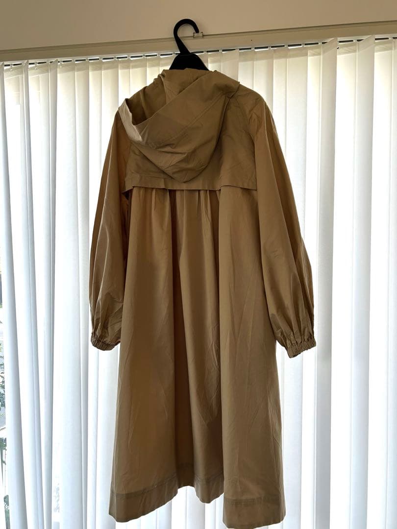 美品　Ballsey TOMORROWLANDフード付きベージュロングコート