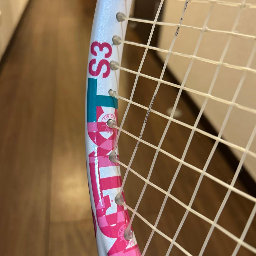 希少モデル ヘッド INSTINCTテニスラケット ホワイト　ピンク