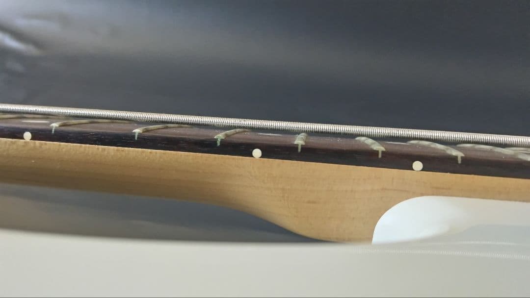 Ernie Ball_MusicMan StingRayEX日本製3バンドEQ