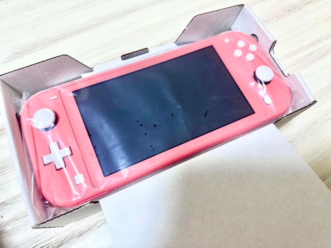 Nintendo Switch ライト ＋ソフト3本(ソフト2本新品)
