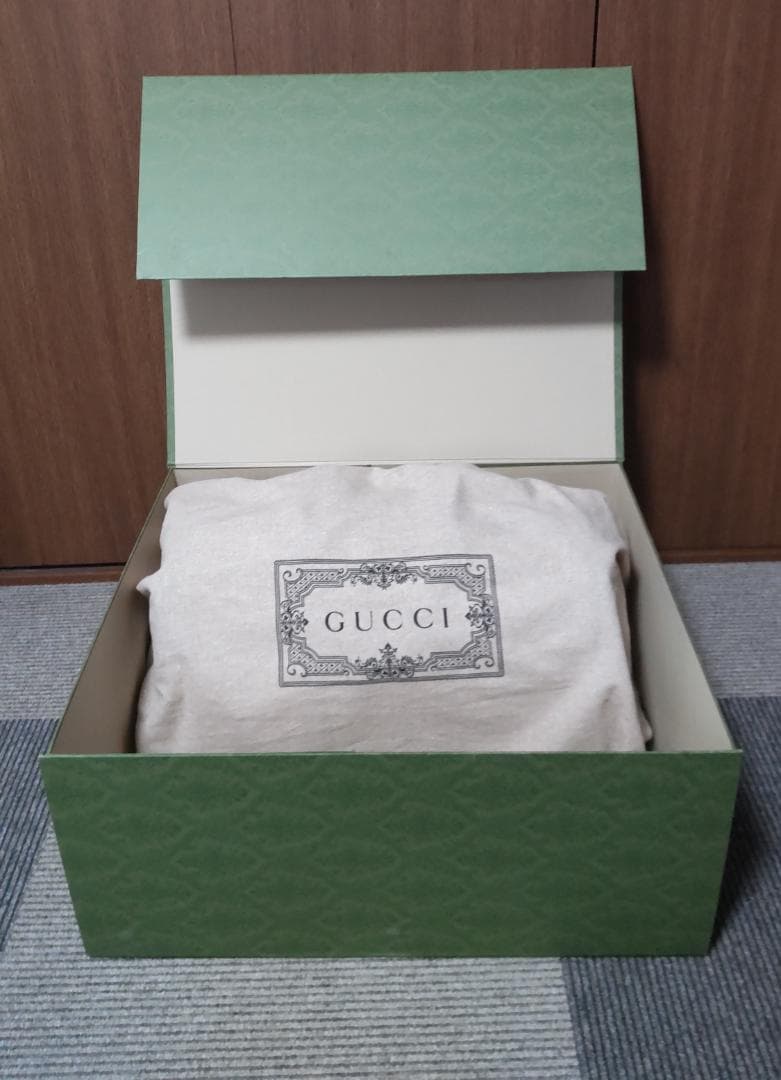 鏡！ GUCCI GGキャンバス ミディアム ボストンバッグ