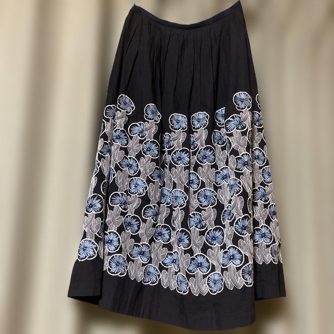 a*y様 (新品・貴重)ミナペルホネンスカート
