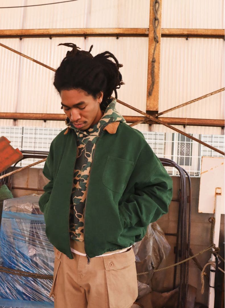ジャケット・アウター WOODBLOCK WIDE SLEEVE DUCK JACKET GREEN