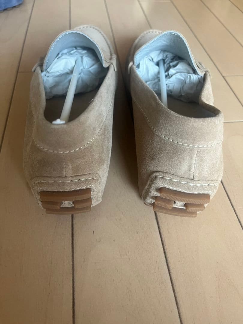 （新品）LARDINIスウェードメンズドライビングシューズ41キャメルベージュ