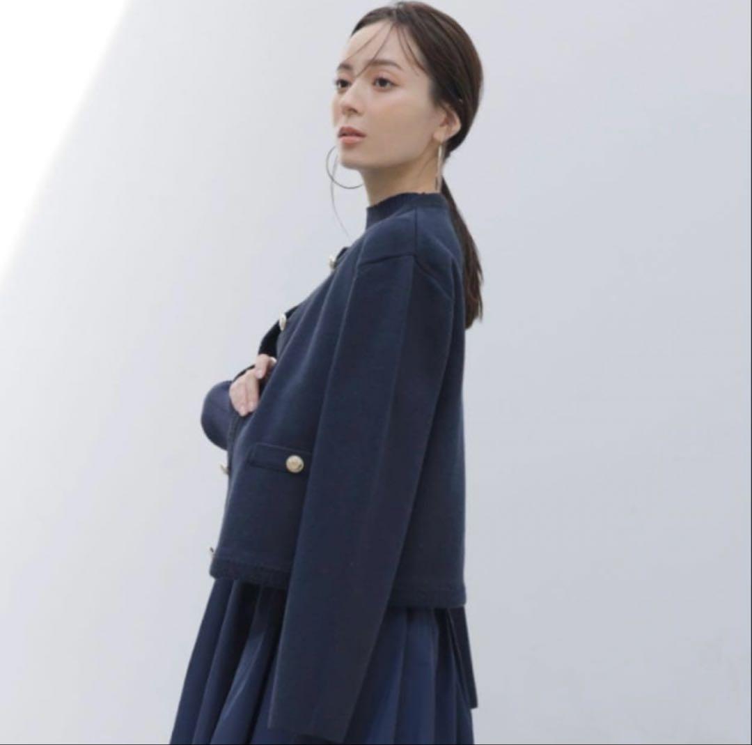 【美品】anuans オリジナルボタンノーカラーニットジャケット