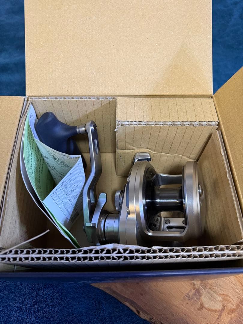 SHIMANO OCEA JIGGER 4000HG ベイトリール