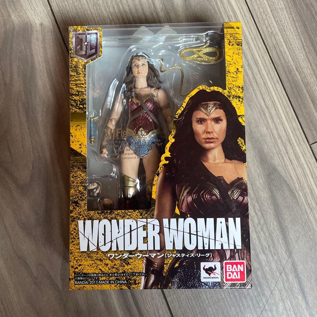 ワンダーウーマン ジャスティスリーグ S.H.Figuarts 3395