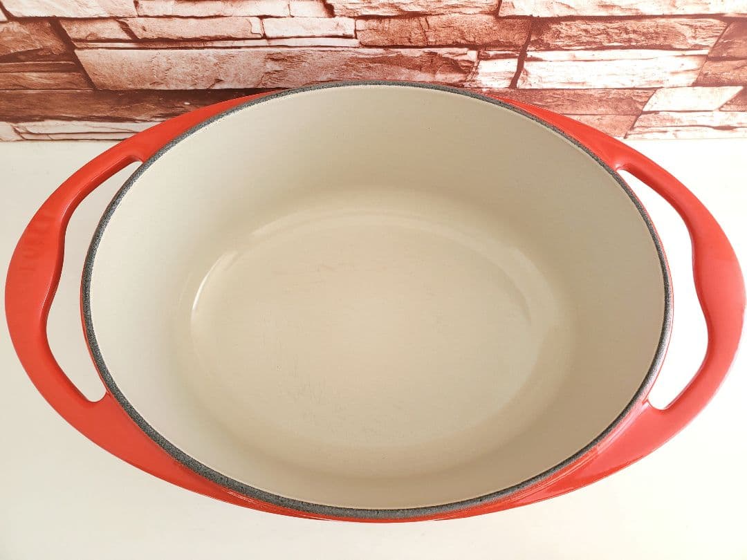 【廃盤/値下げ中】ルクルーゼ　オーバルセンセーション　25cm