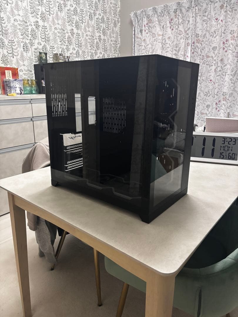 Lian li o11 dynamic Razer Edition +ファン6基