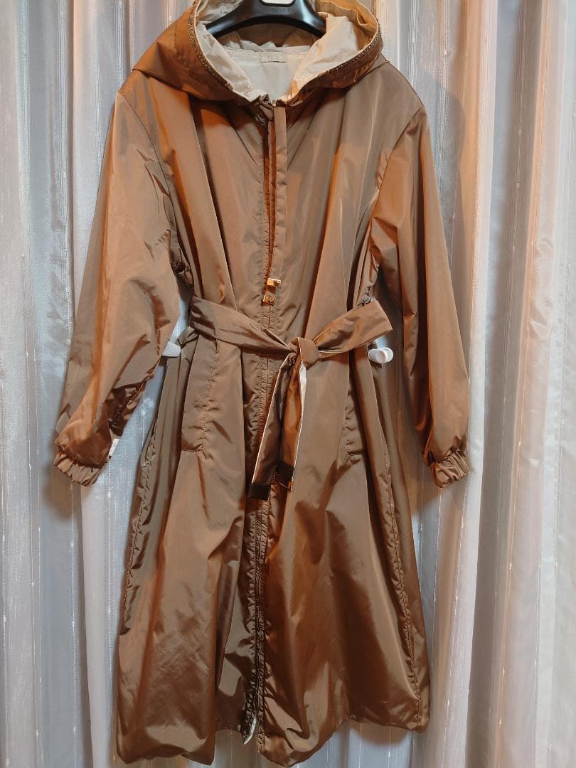 お値下げ☆極美品MAXMARA THECUBE☆ビジュータフタコートブラウン４０