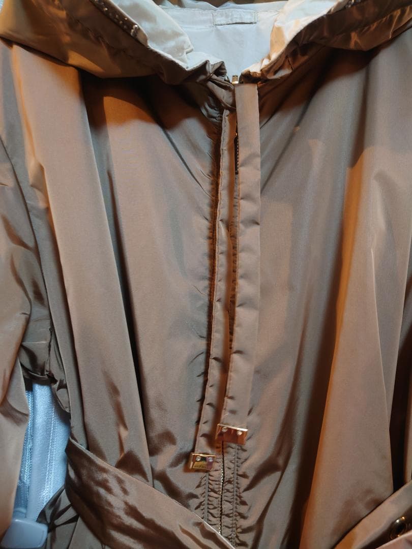お値下げ☆極美品MAXMARA THECUBE☆ビジュータフタコートブラウン４０