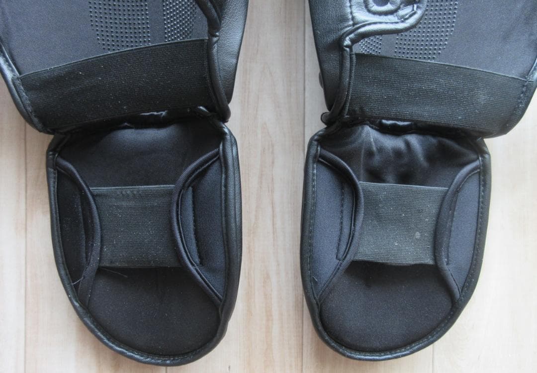 Hayabusa T3 ストライキングシンガード (Shinguards)
