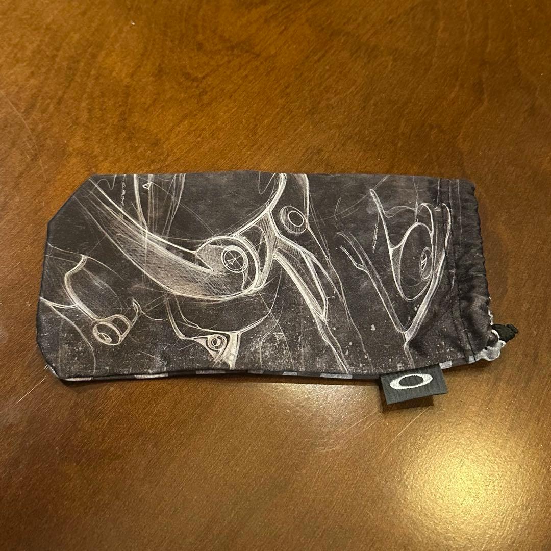 Oakley ブラックサングラス モンスタードッグ