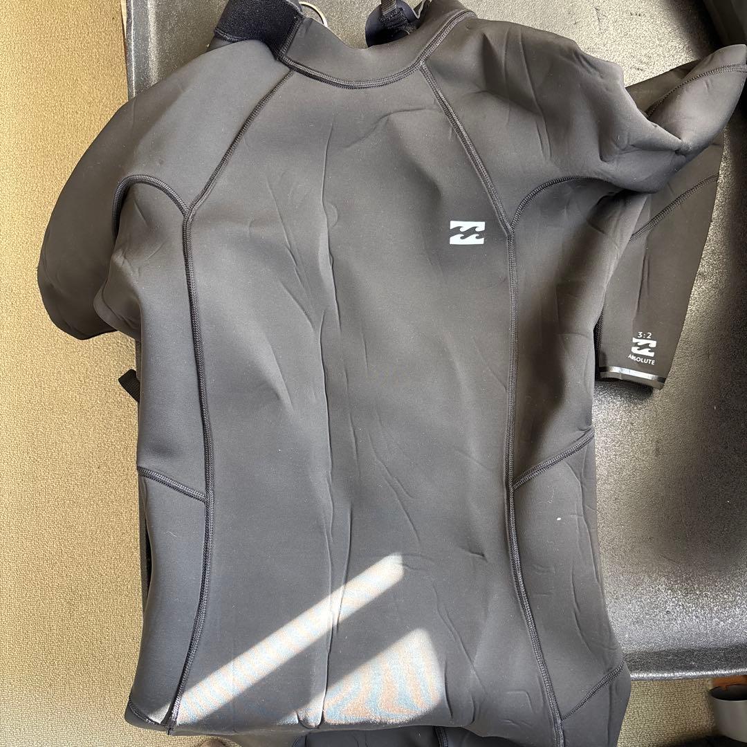 BILLABONG ブラック フルスーツ