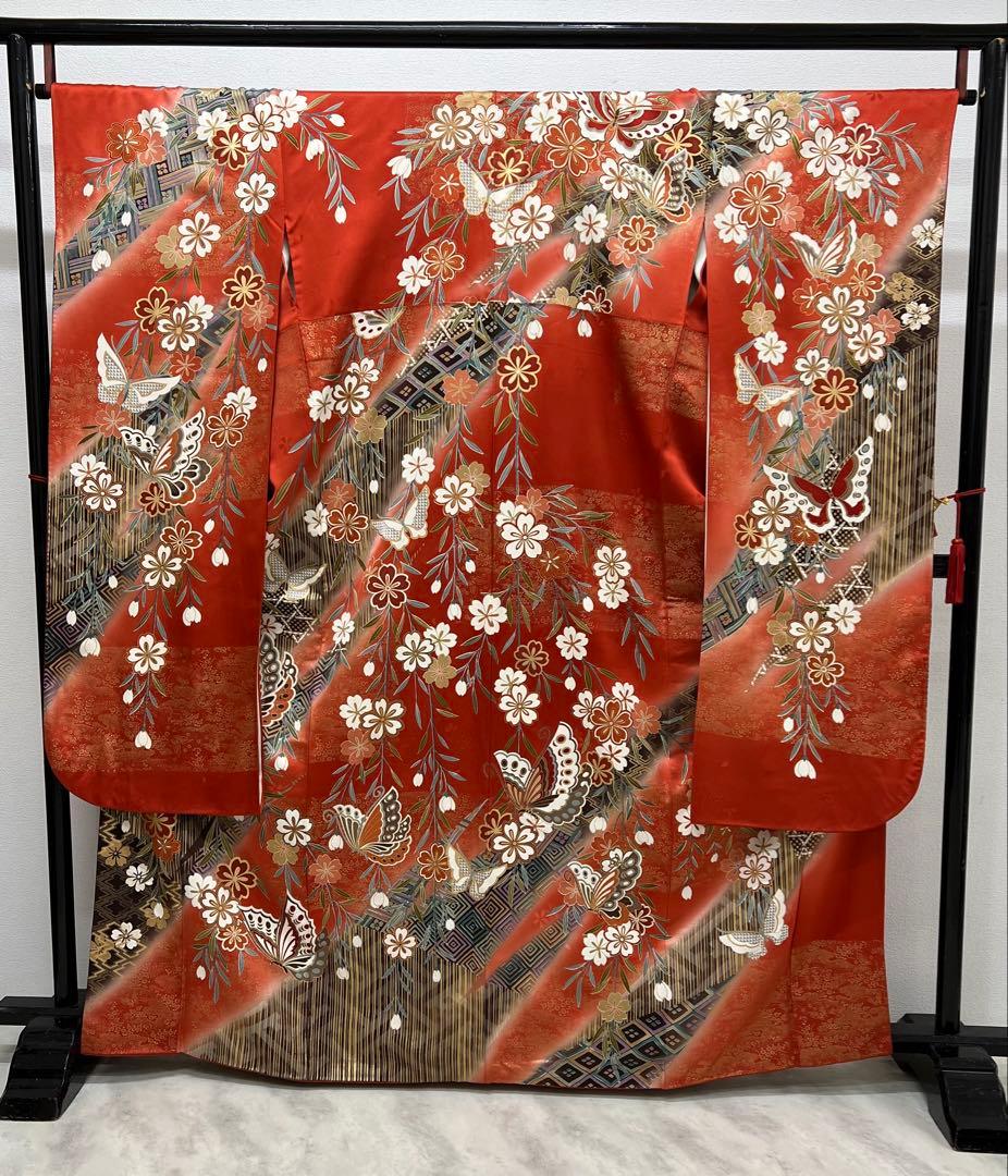 振り袖　フルセット　長襦袢付　成人式　結婚式　赤　金彩加工　刺繍入り　817