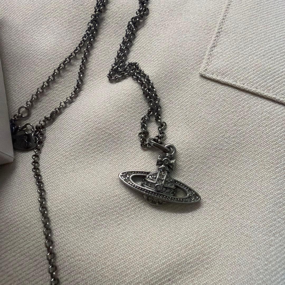 Vivienne Westwood 土星モチーフ ネックレス