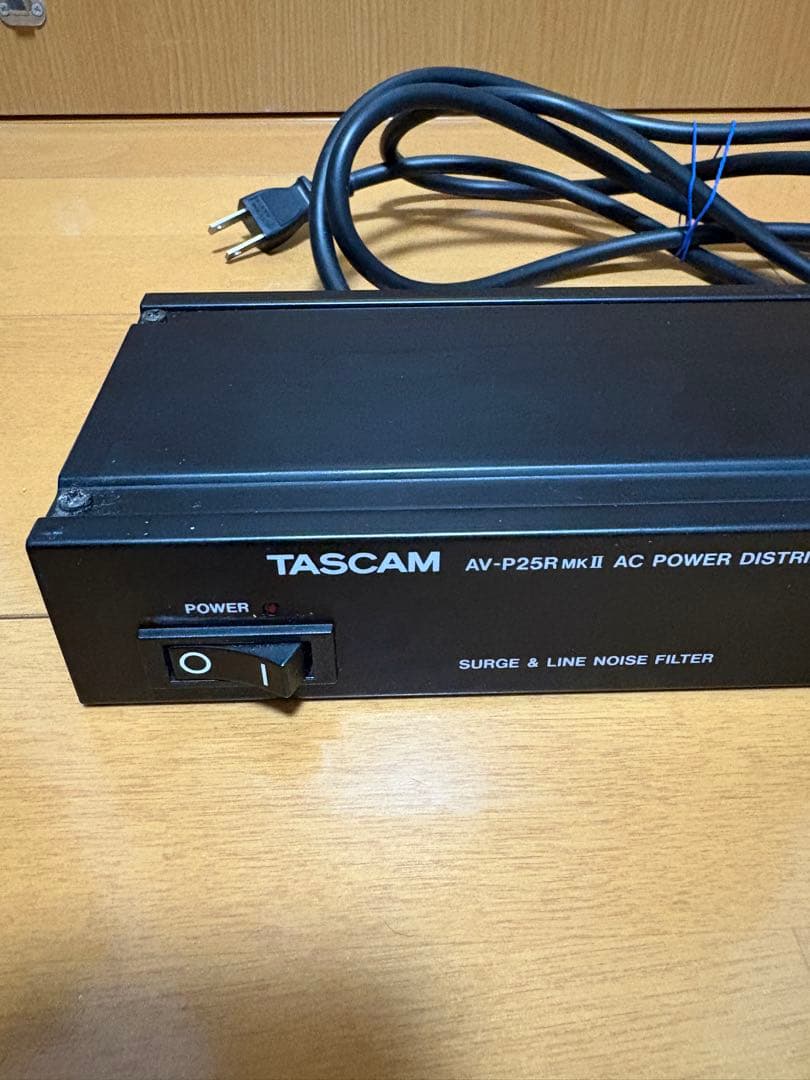 TASCAM AV-P25R MKII ACパワーディストリビューター