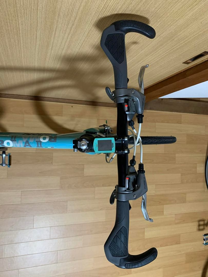 タコ　美品Bianchi ROMA II 水色 クロスバイク2x10s