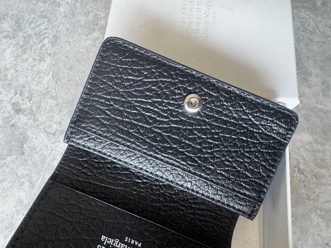 Maison Margiela ブラック三つ折り財布