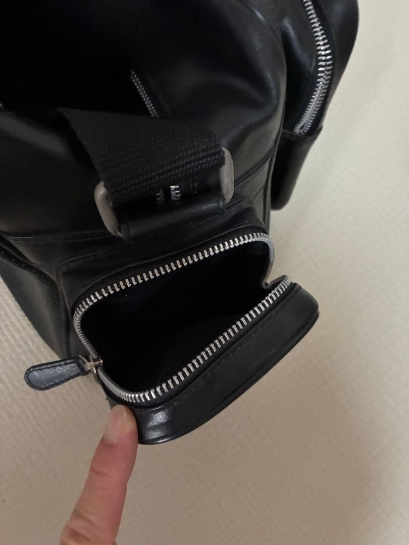 ZARA パンチングレザー　ボストンバッグ