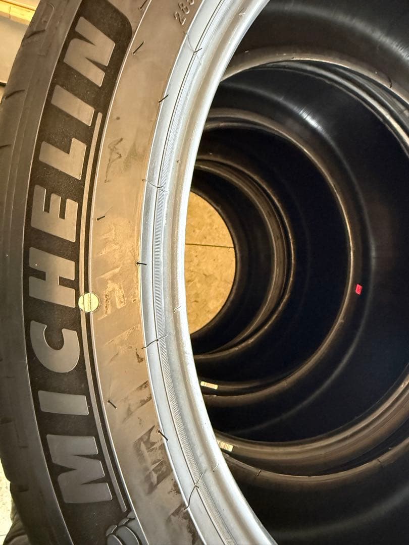 新車外し タイヤ ミシュラン 285/40R22 325/35R22 MOタイヤ