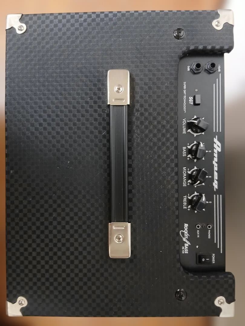 Ampeg ROCKET BASS RB-108 ベース用アンプ