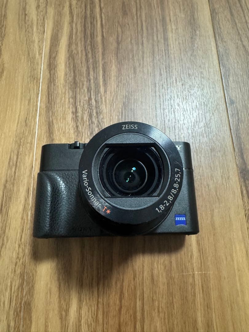 SONY コンパクトデジタルカメラ RX100M5