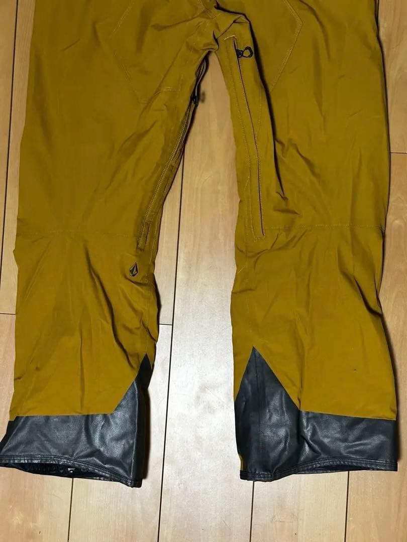 VOLCOM スノーボード ビブパンツ　未使用