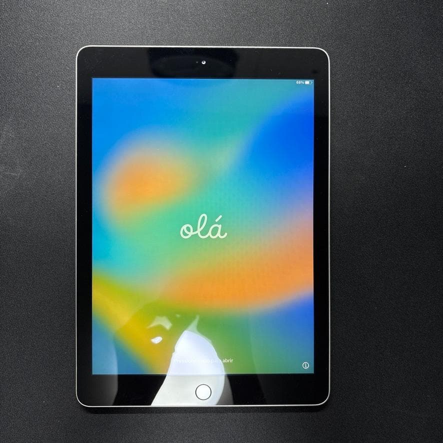 iPad Wi-Fi 32GB MP2F2J/A スペースグレイ