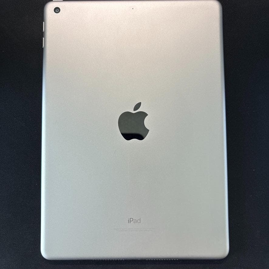 iPad Wi-Fi 32GB MP2F2J/A スペースグレイ