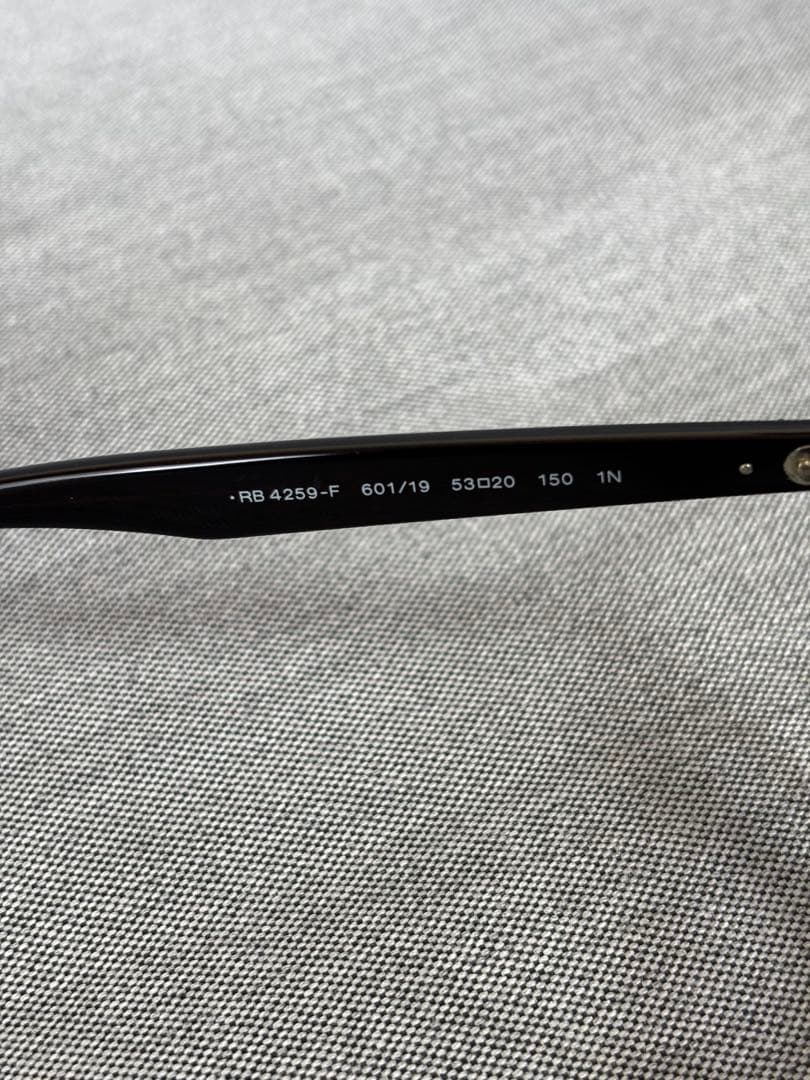 Ray-Banレイバン サングラス RB4259F