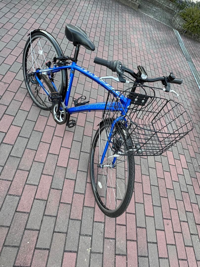 新品タイヤ・通勤通学快速バイク(700c)お届けでも、お引き取りでも大丈夫です。