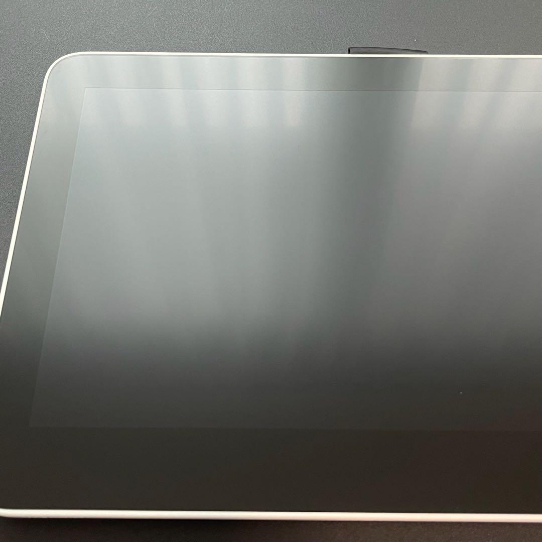 Wacom one 13 touch Type-C 接続　DTH134