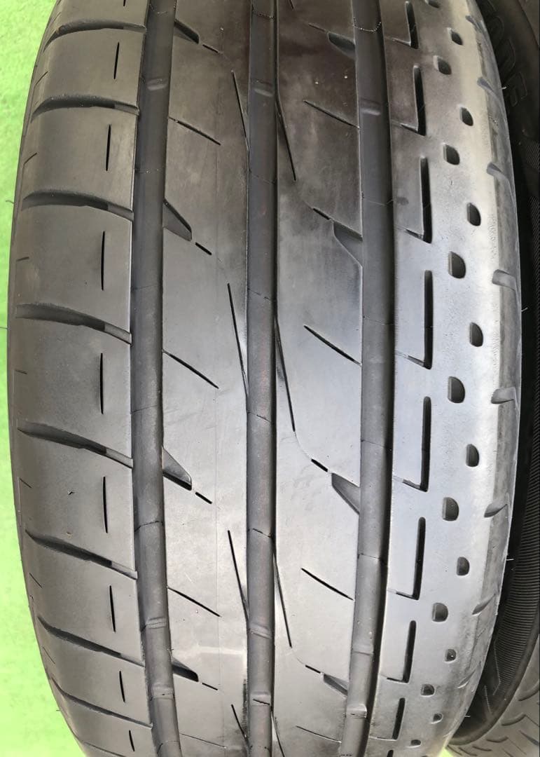 235/50 R18 BRIDGESTONE LUFT RVIIラジアルタイヤ