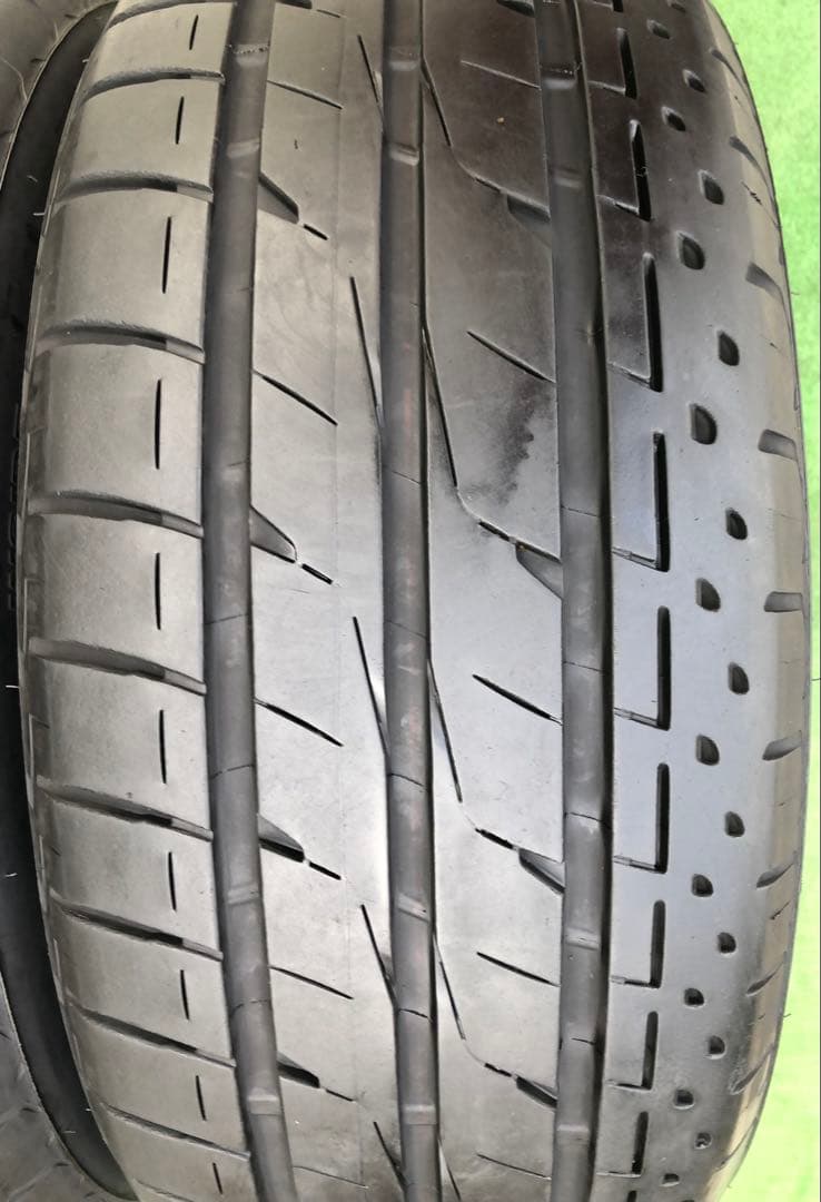 235/50 R18 BRIDGESTONE LUFT RVIIラジアルタイヤ