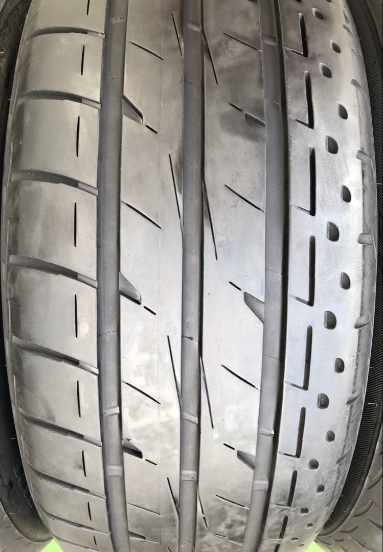 235/50 R18 BRIDGESTONE LUFT RVIIラジアルタイヤ