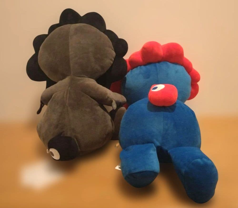【限定値下げ・2/15まで】ミャクミャク　黒ミャクミャク　這い　お手玉風Lサイズ